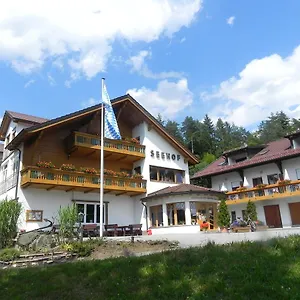 Seehof Tauer Hotel